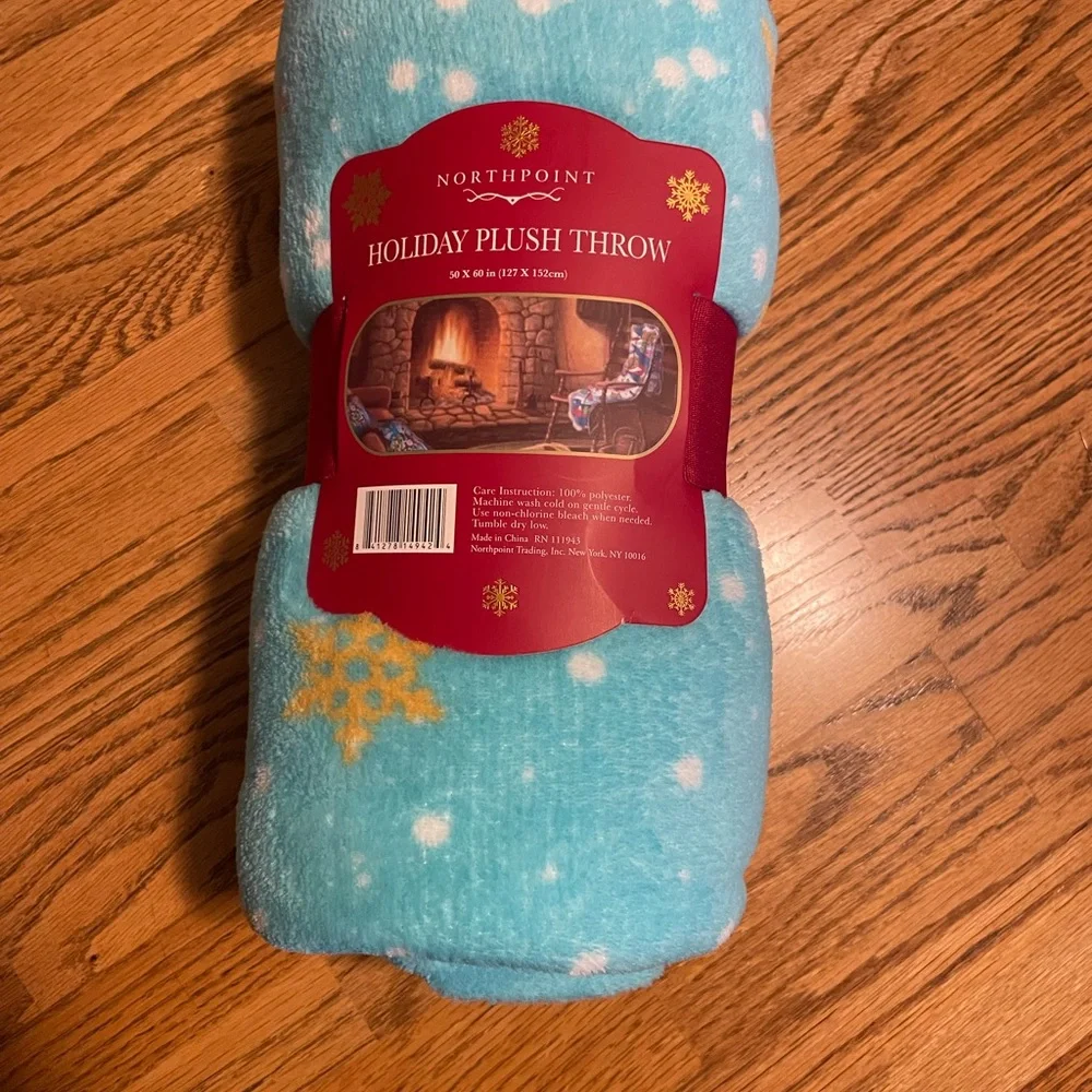 Holiday Plush Throw - Blue and Gold